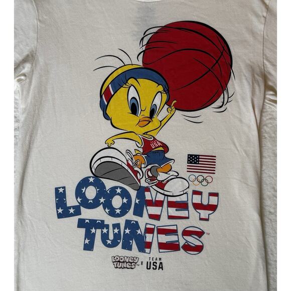 Looney Tunes X USA Olympics T Shirt Sz Small Tweety Bird Basketball Graphic Tee - Picture 2 of 6